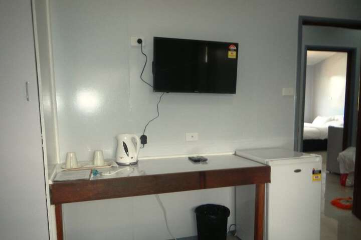 Room 26 of 80