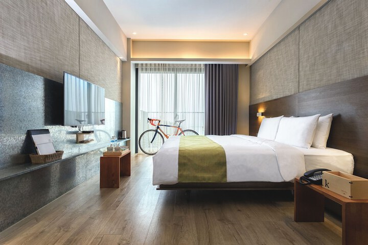 Room 4 of 45