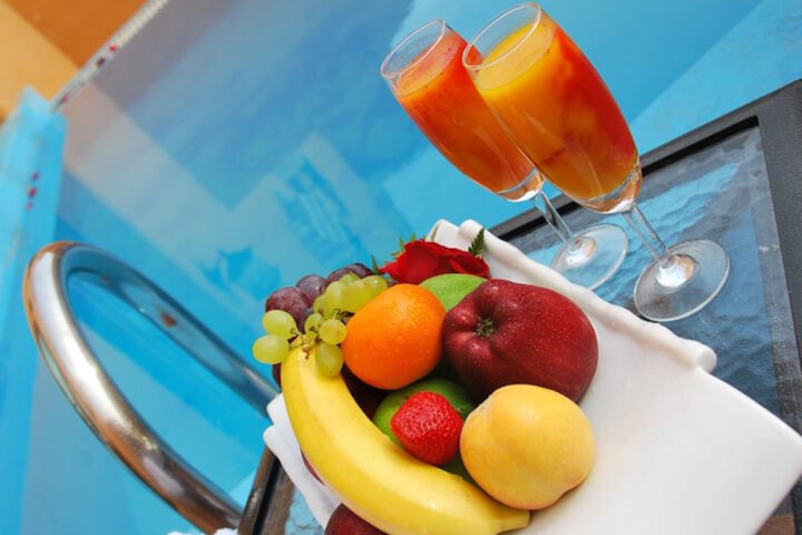 Hotel Pool