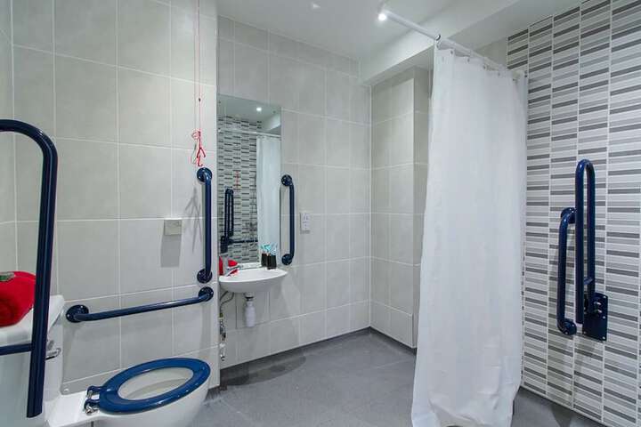 Room 14 of 26