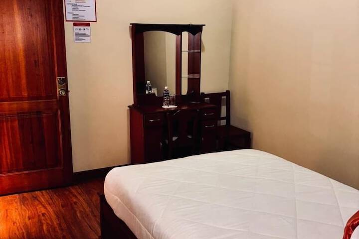 Room 2 of 45