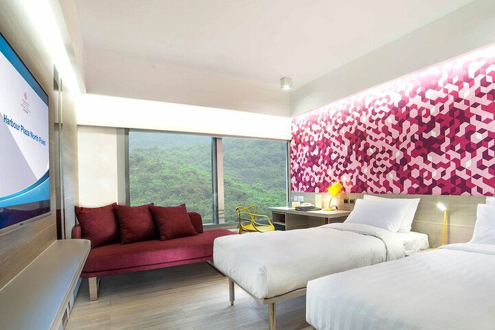 Room 14 of 47
