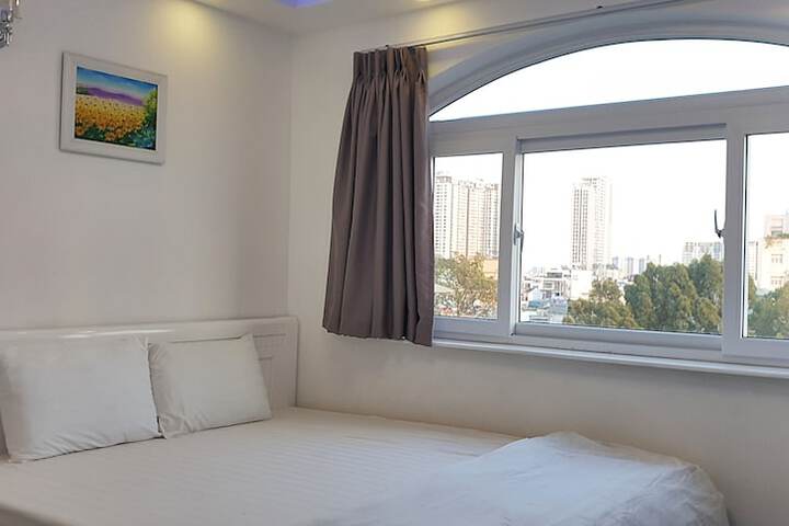 Room 4 of 58