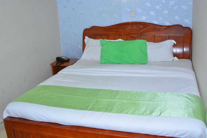 Room 19 of 47