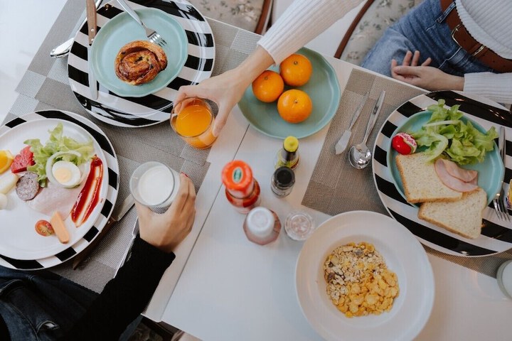 Breakfast/Coffee Service 70 of 84