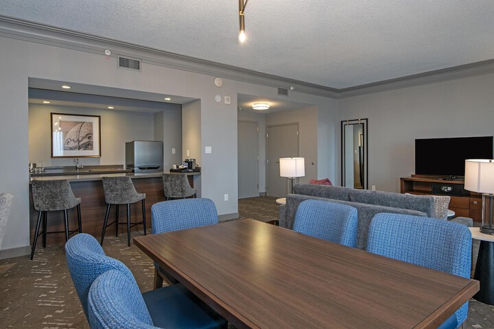 Room 38 of 103