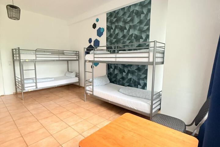 Room 90 of 150