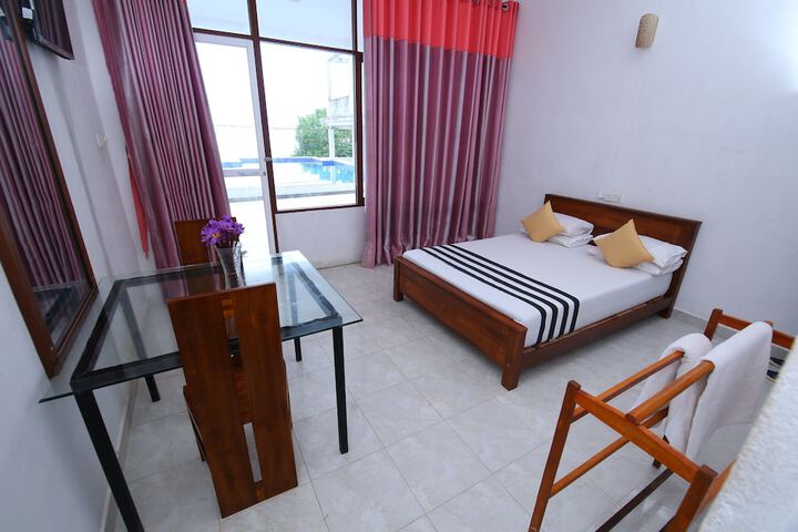 Room 20 of 31