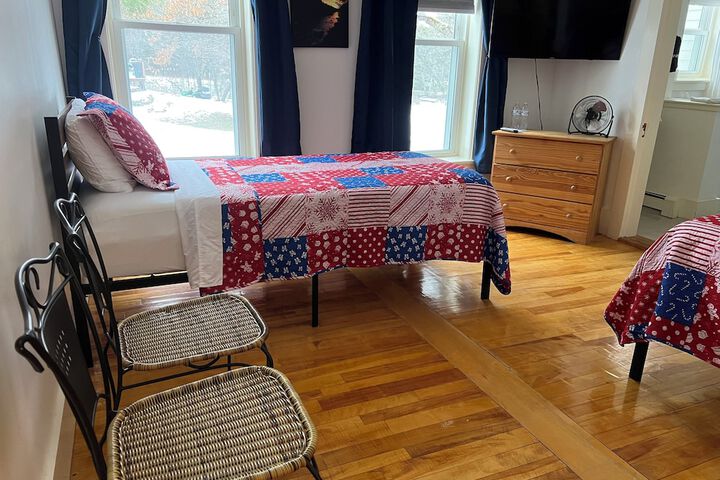 Room 32 of 103