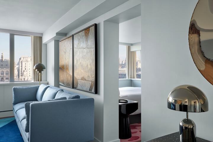 Room 64 of 233