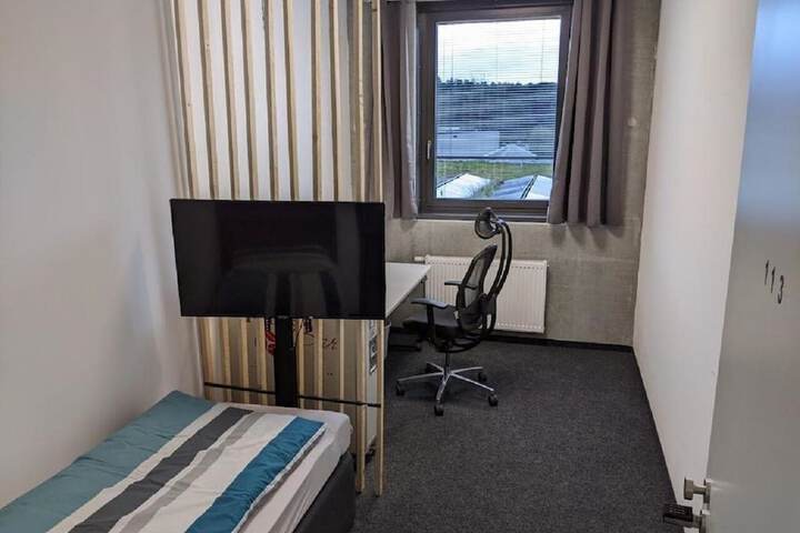 Room 17 of 54