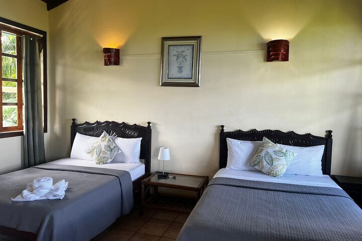 Room 18 of 65
