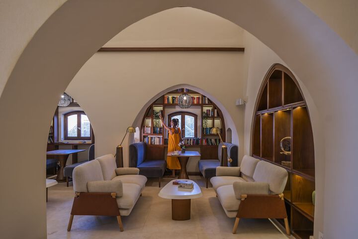 Hotel Interior 5 of 222