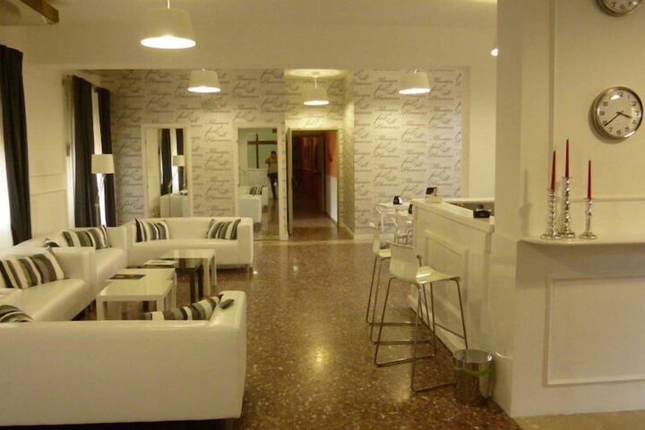 Hotel Interior 3 of 25