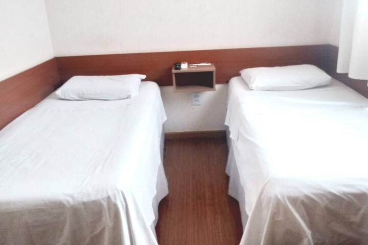 Room 9 of 38