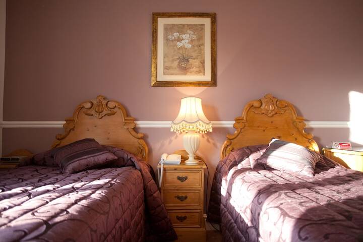 Room 19 of 48
