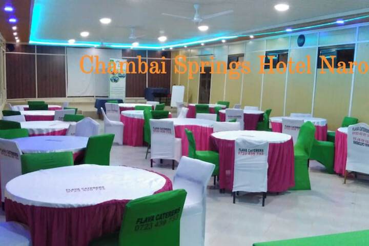 Ballroom/Hall 34 of 48