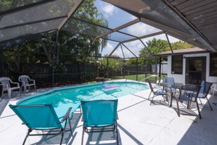 Pool 14 of 24