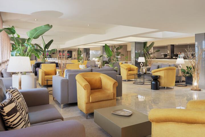 Hotel Interior 4 of 53