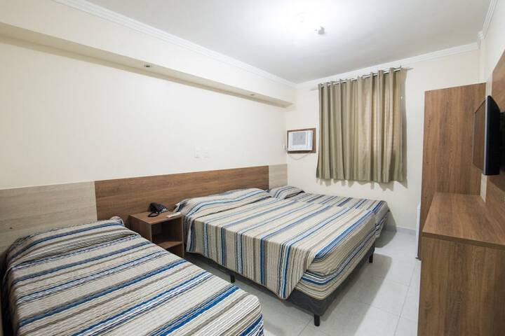 Room 11 of 27