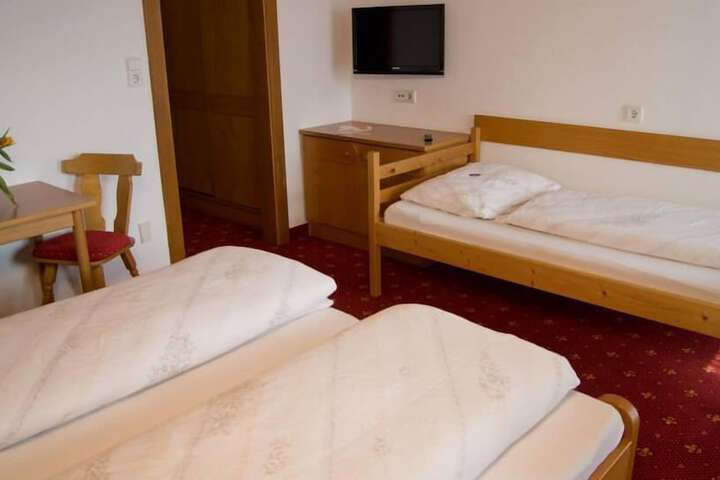 Room 5 of 58