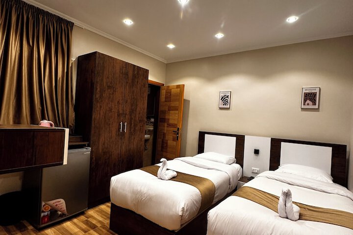 Room 21 of 63