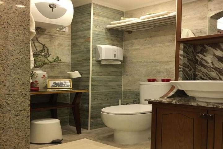 Room 49 of 58