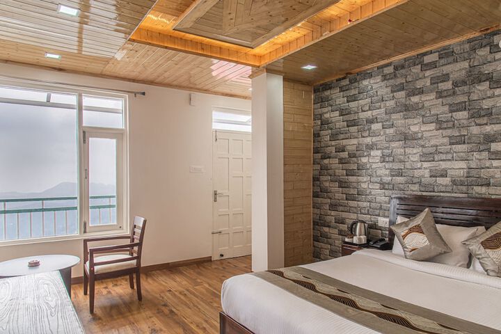 Room 15 of 72