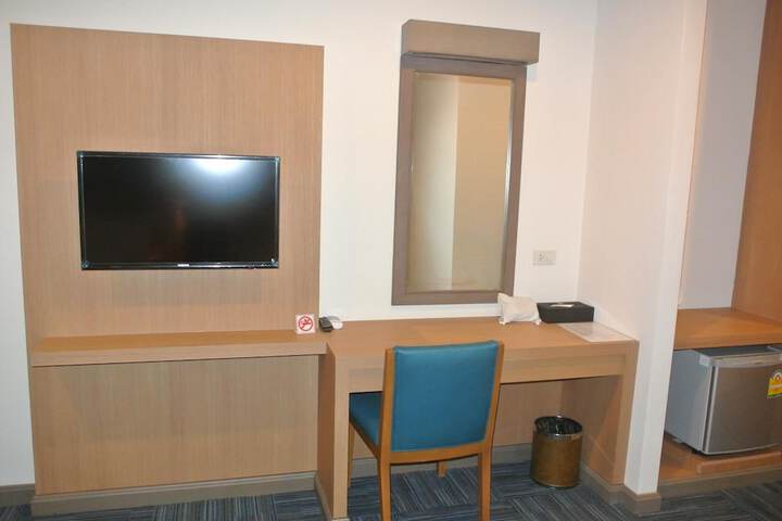 Room 15 of 74