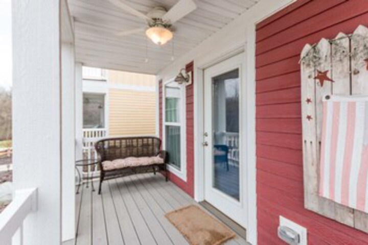 Terrace/Patio 4 of 40