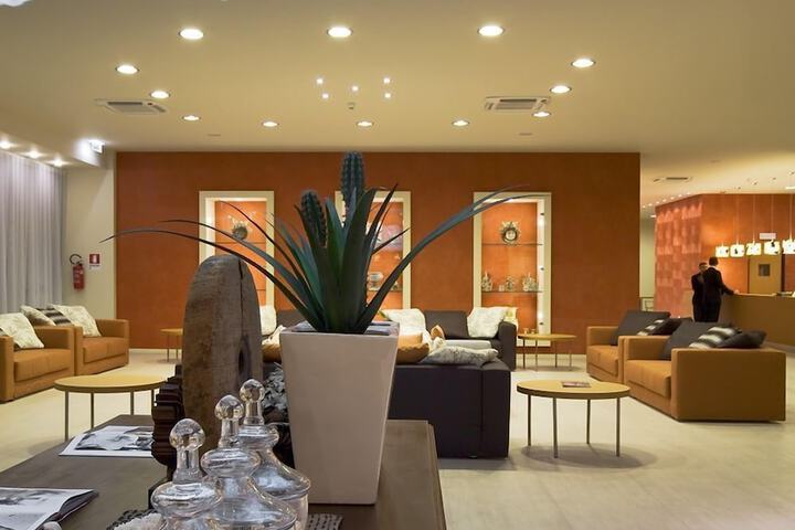 Hotel Lobby