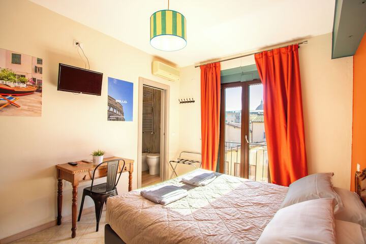 Room 6 of 20