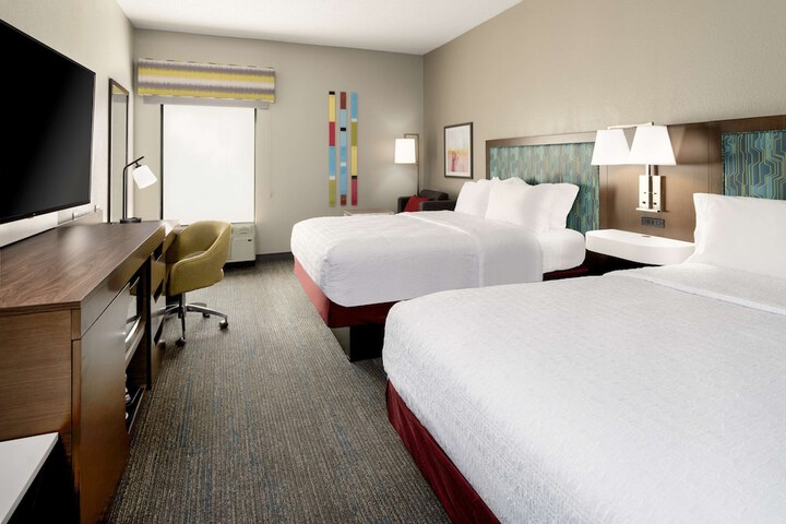 Classic Room 2 Double Beds (1 of 11)