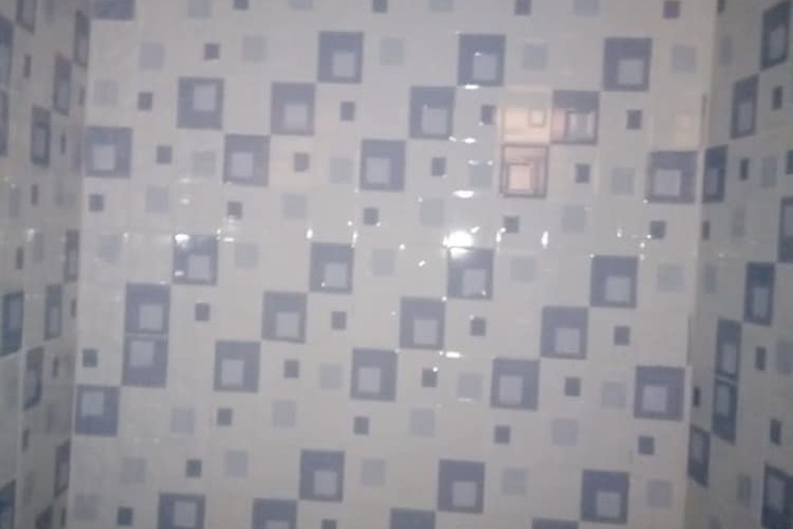 Room 8 of 14