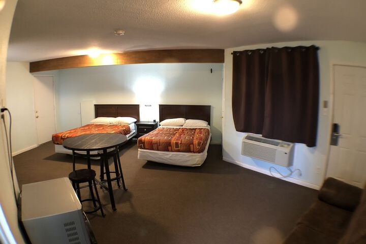 Room 71 of 154