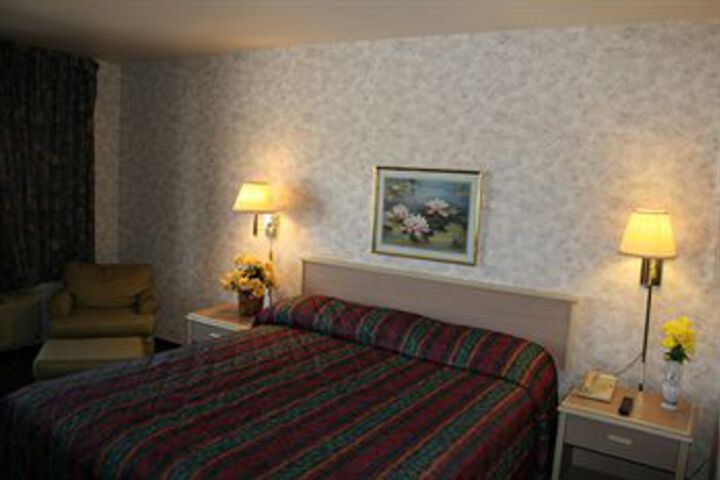 Room 19 of 27