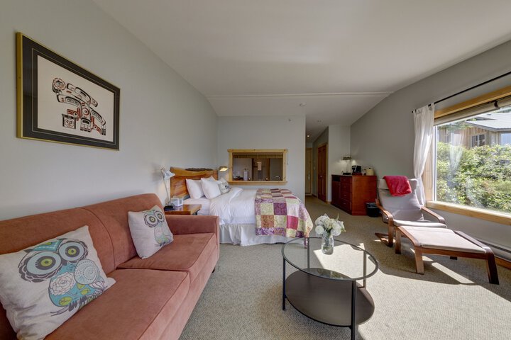 Room 4 of 53