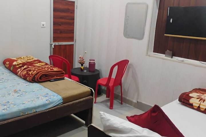 Room 7 of 10