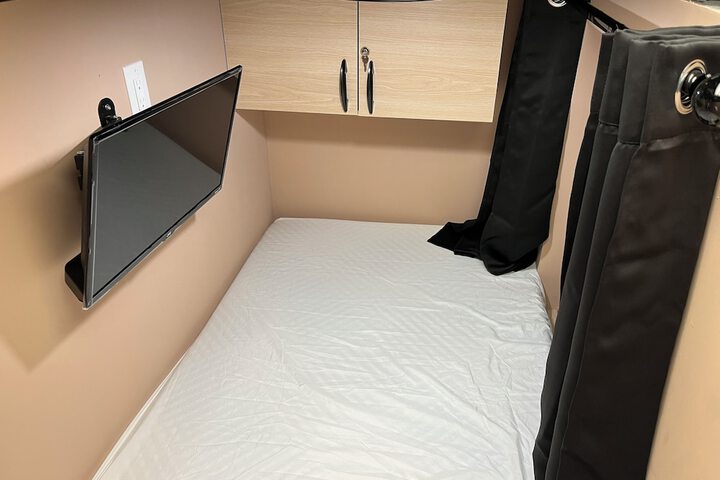 Room 11 of 43