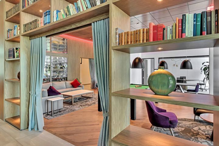 Hotel Interior 4 of 45