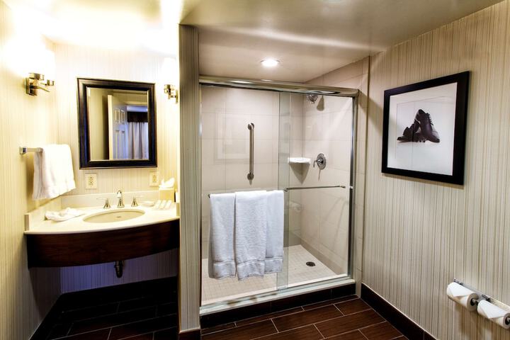 Bathroom shower