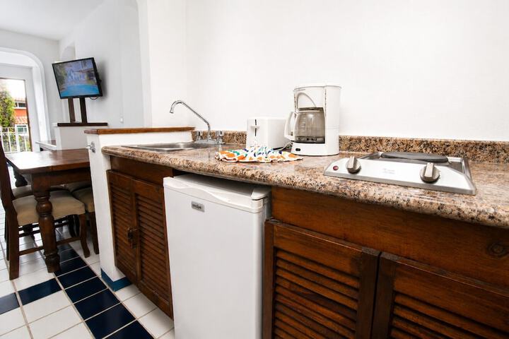 Private kitchenette