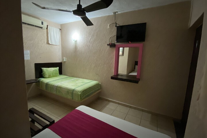 Room 5 of 30