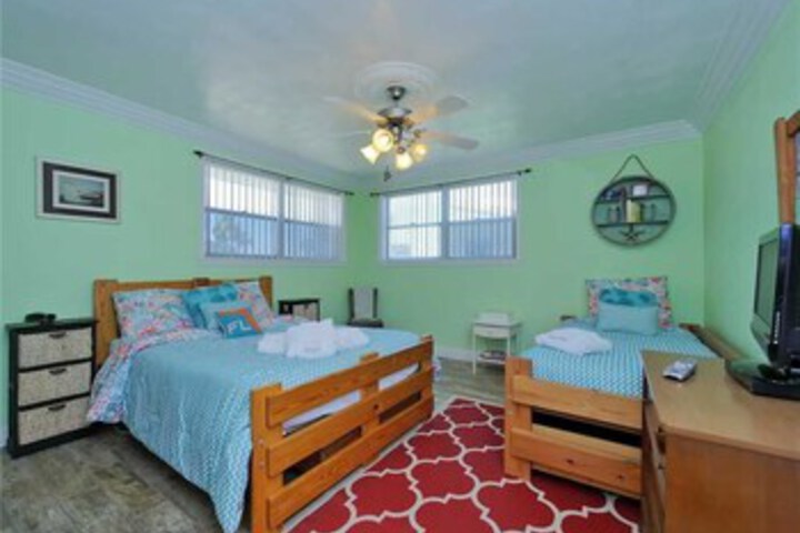 Room 26 of 31