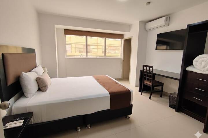 Room 6 of 7