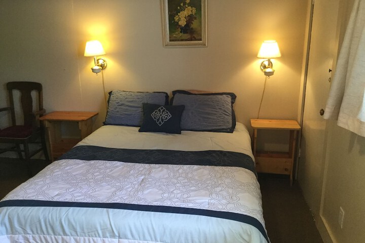 Room 10 of 80
