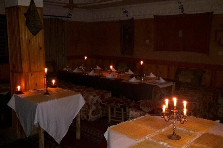 Dining 35 of 61