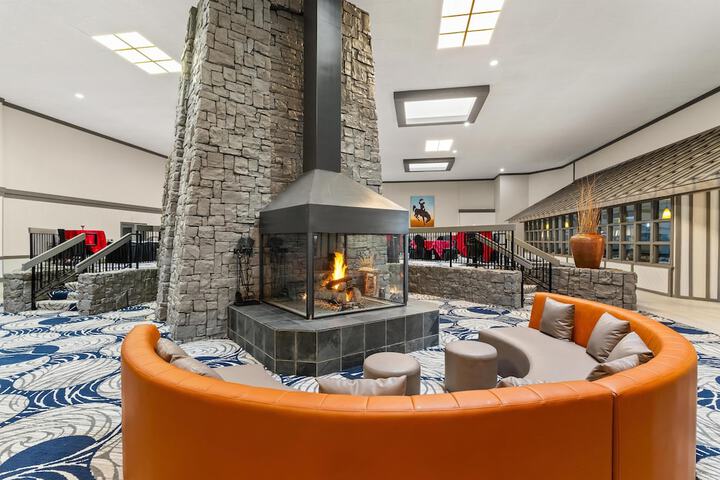 Lobby Entry
