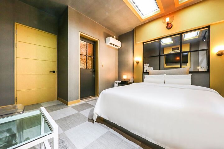Room 90 of 138
