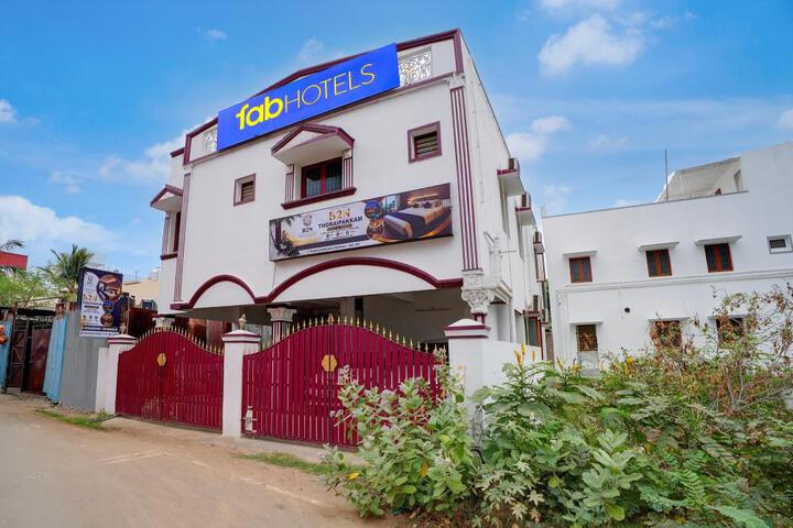 FabHotel Nimalan Residency